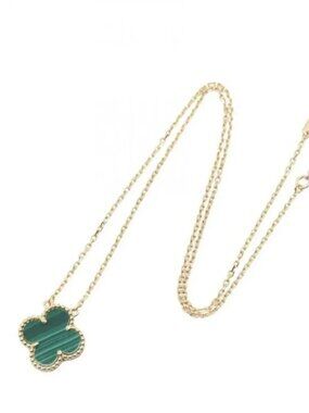 New Van Cleef & Arpels 18K Vintage Alhambra Pendant Necklace w/Box, Bag, Docs